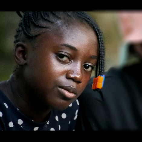 Vidéaste en Savoie captant l'essence cachée des entrepreneurs avec son approche cinématographique